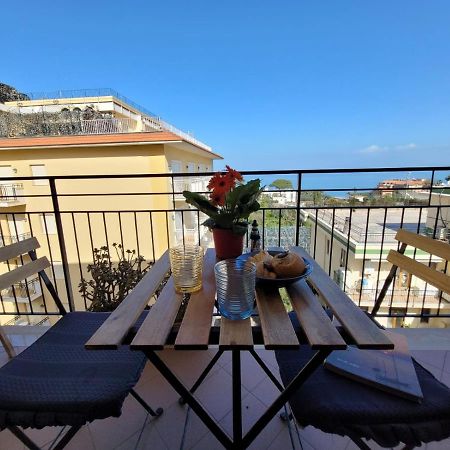 Sara Blu Apartment Sorrento Esterno foto